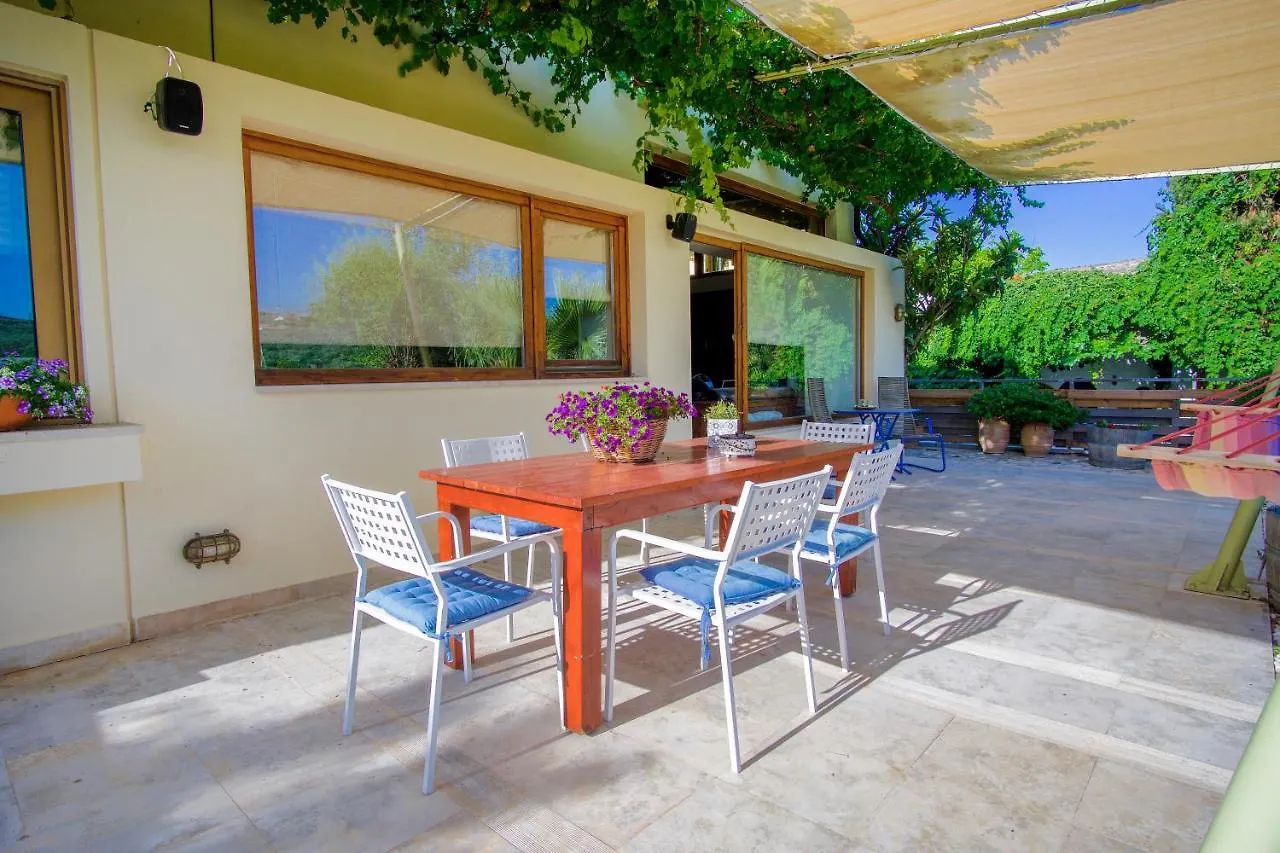 Villa Heraklion-Knossos Luxury Home